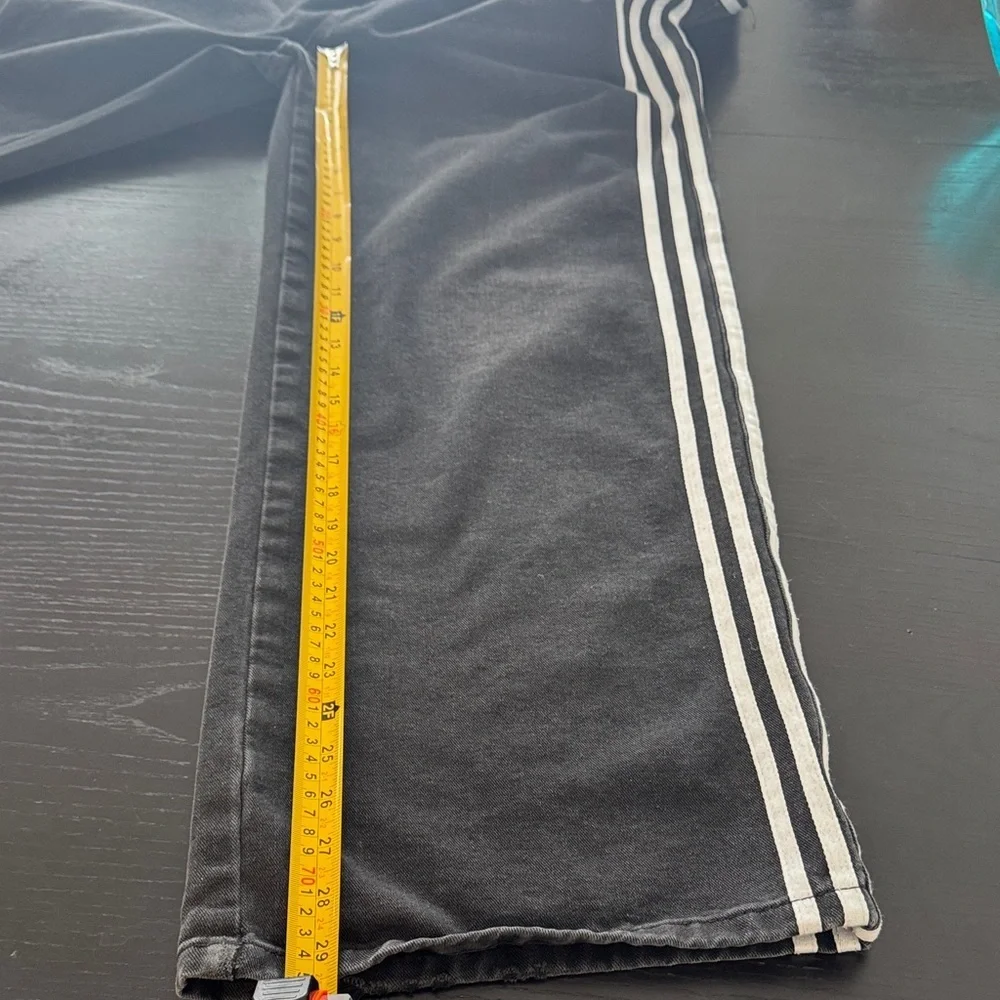 Stylish Black Jeans with White Accents size Large